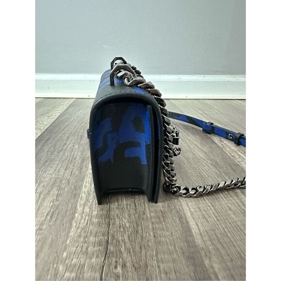 ALEXANDER MCQUEEN GRAFFITI FOUR-RING LEATHER SHOULDER BAG IN BLUE BLACK $2,500 - Picture 12 of 16
